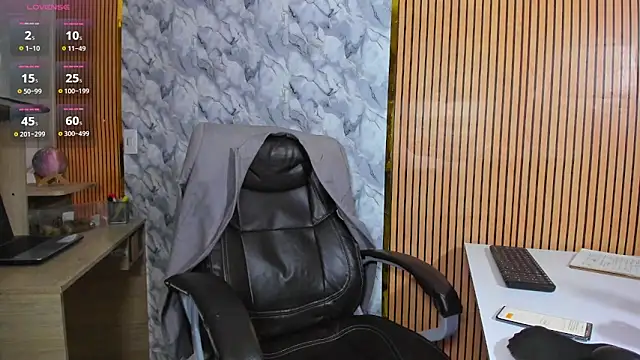 Hideintheoffice online show from April 13, 2026, 12:10 pm