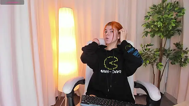 Maddy bennet online show from February 27, 2025, 7:23 am