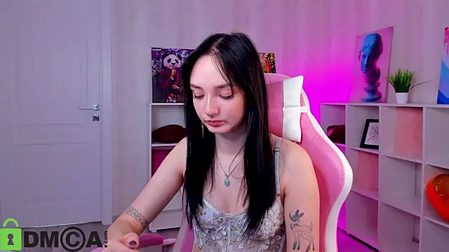 Snapshot of Cheryl__Brown chatting on November 20, 2025, 1:28 am Cheryl Brown online show from November 20, 2025, 1:28 am