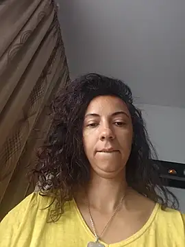 Snapshot of naughty69curls chatting on October 2, 2025, 9:16 am naughty69curls online show from October 2, 2025, 9:16 am