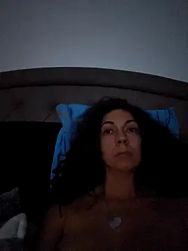 Snapshot of naughty69curls chatting on November 6, 2025, 10:54 pm naughty69curls online show from November 6, 2025, 10:54 pm