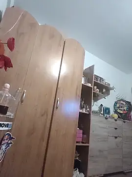 Snapshot of naughty69curls chatting on November 12, 2025, 5:13 pm naughty69curls online show from November 12, 2025, 5:13 pm