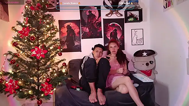 Ambar and daimon  online show from December 4, 2025, 9:56 pm