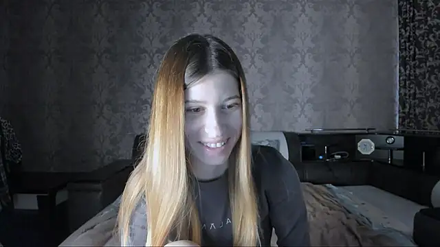 Agnes Allenn online show from October 24, 2025, 10:22 am