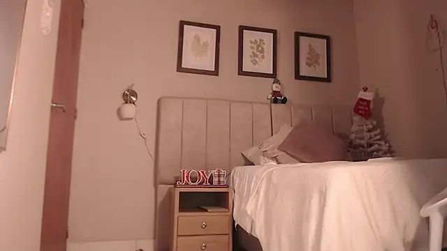  dakota a online show from December 16, 2025, 2:55 pm