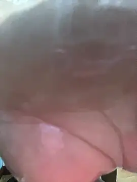 Snapshot of rickzinnxz chatting on October 1, 2025, 9:32 pm rickzinnxz online show from October 1, 2025, 9:32 pm