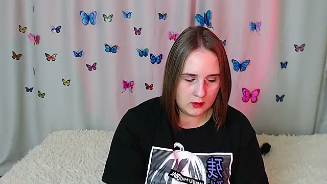 Snapshot of Phantommira chatting on December 24, 2024, 7:22 pm Phantommira online show from December 24, 2024, 7:22 pm