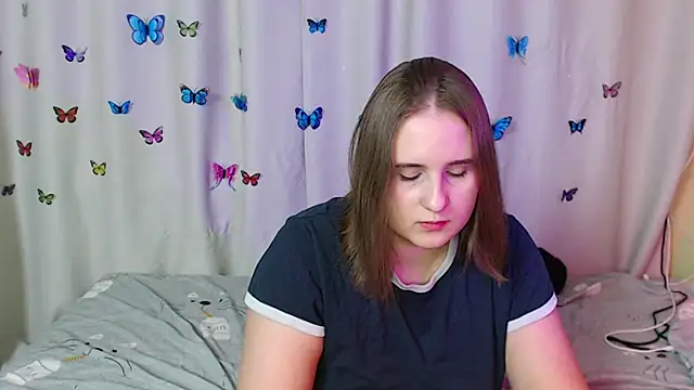 Snapshot of Phantommira chatting on January 15, 2025, 10:24 pm Phantommira online show from January 15, 2025, 10:24 pm