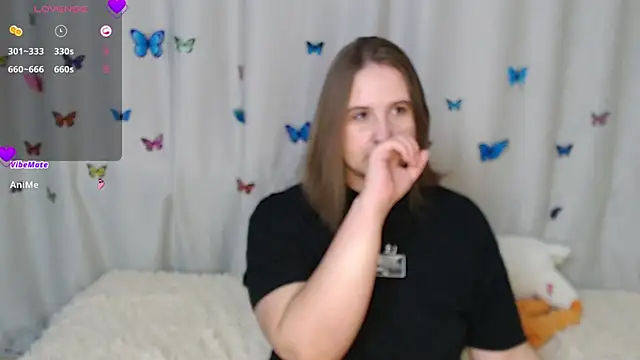 Snapshot of Phantommira chatting on March 19, 2025, 8:45 am Phantommira online show from March 19, 2025, 8:45 am