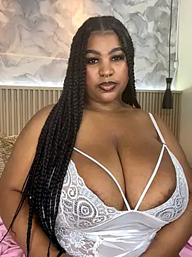 AinaraJimenez online show from November 6, 2025, 7:04 pm