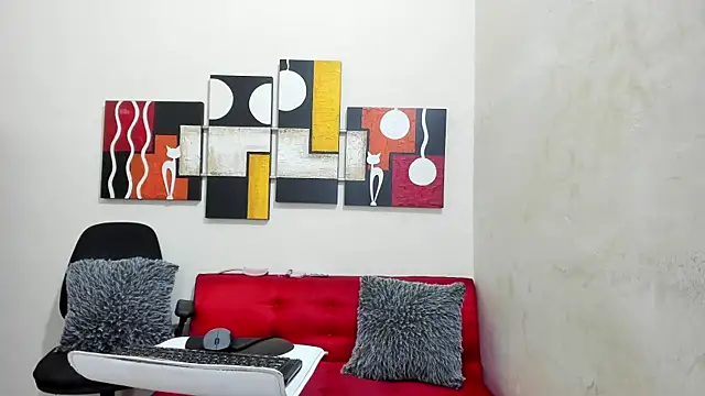 Mariana 16  online show from February 7, 2025, 11:34 pm