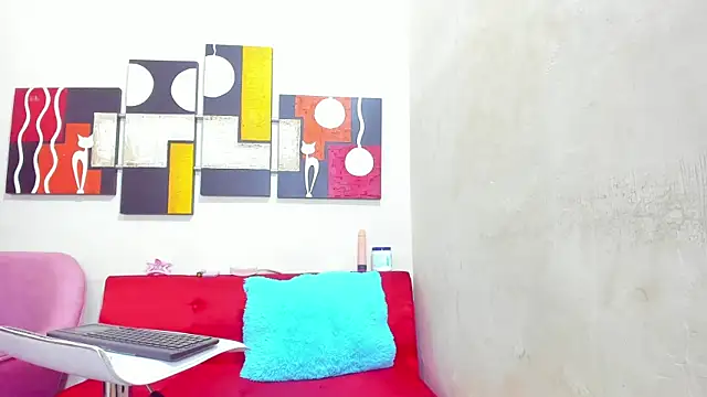 Mariana 16  online show from March 14, 2025, 8:28 pm