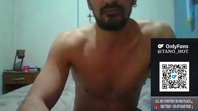 Snapshot of italianbighorse22 chatting on October 14, 2025, 2:56 am italianbighorse22 online show from October 14, 2025, 2:56 am