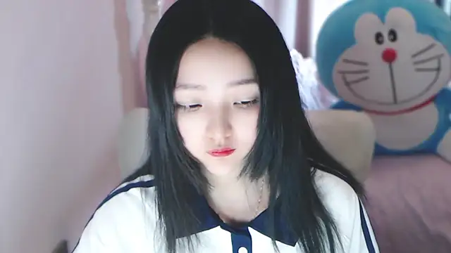 xiao-xiao-D online show from February 17, 2025, 11:34 am