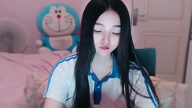 xiao-xiao-D online show from October 9, 2025, 4:54 am