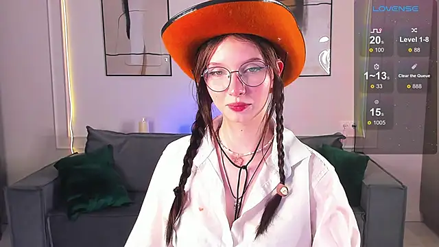 Snapshot of mari_nettt chatting on January 18, 2025, 6:43 pm mari nettt online show from January 18, 2025, 6:43 pm