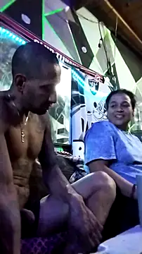 dulcedeseo13 online show from December 5, 2025, 8:38 pm