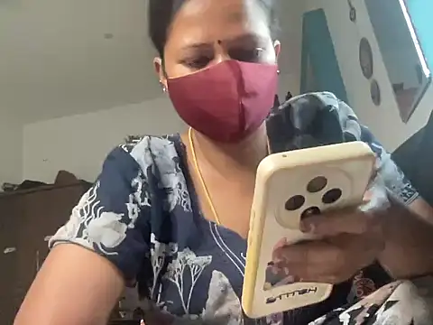 Tamil Sanjana  online show from March 29, 2026, 2:11 am