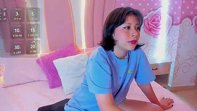 Lily Martinez online show from February 19, 2025, 8:10 pm