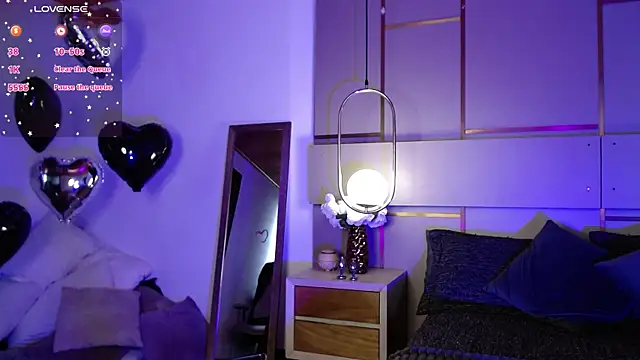 Snapshot of Sienna_Blake_ chatting on November 8, 2025, 7:56 pm Sienna Blake online show from November 8, 2025, 7:56 pm