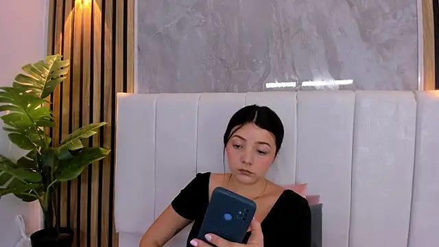 Samantha Good online show from June 28, 2026, 12:00 pm