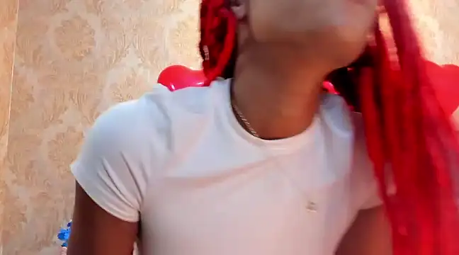 Snapshot of CintiaWalker chatting on February 1, 2025, 6:40 pm CintiaWalker online show from February 1, 2025, 6:40 pm