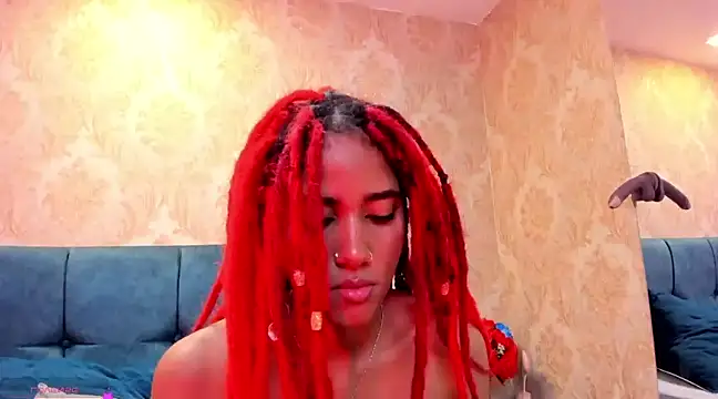 Snapshot of CintiaWalker chatting on February 13, 2025, 3:24 pm CintiaWalker online show from February 13, 2025, 3:24 pm