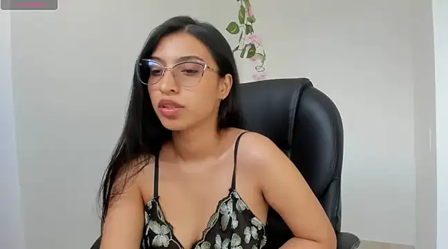 Ninna--1 online show from February 13, 2025, 3:24 pm