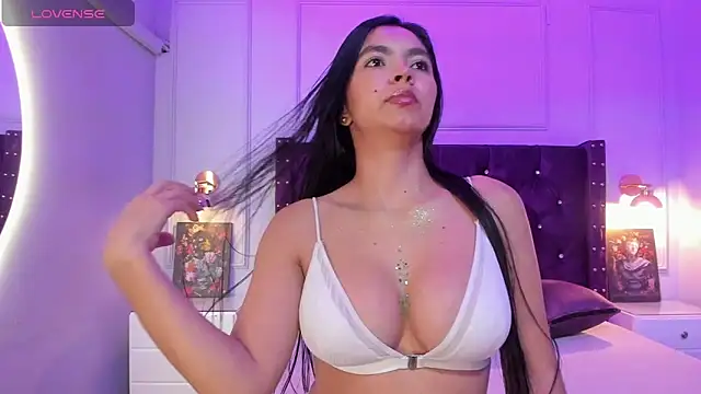 Snapshot of nathyy_garcia chatting on March 8, 2025, 4:01 am nathyy garcia online show from March 8, 2025, 4:01 am