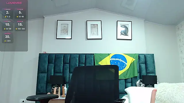 Snapshot of La_crespa_Xx_ chatting on January 31, 2025, 12:29 pm La crespa Xx online show from January 31, 2025, 12:29 pm