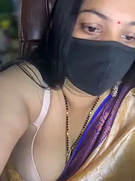 FlatVincy4 online show from December 2, 2025, 4:29 am