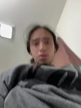 Snapshot of qbaby96 chatting on December 21, 2024, 11:45 pm qbaby96 online show from December 21, 2024, 11:45 pm