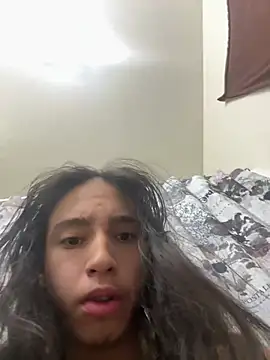 Snapshot of qbaby96 chatting on December 22, 2024, 3:44 pm qbaby96 online show from December 22, 2024, 3:44 pm