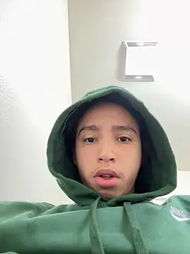 Snapshot of qbaby96 chatting on January 1, 2025, 6:38 pm qbaby96 online show from January 1, 2025, 6:38 pm