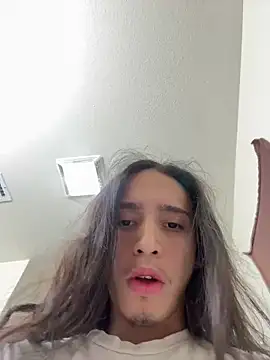 Snapshot of qbaby96 chatting on January 23, 2025, 12:14 am qbaby96 online show from January 23, 2025, 12:14 am