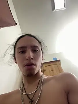 Snapshot of qbaby96 chatting on January 30, 2025, 12:37 pm qbaby96 online show from January 30, 2025, 12:37 pm