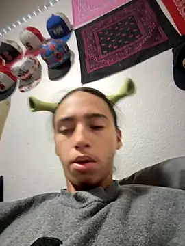 Snapshot of qbaby96 chatting on October 31, 2025, 4:19 pm qbaby96 online show from October 31, 2025, 4:19 pm