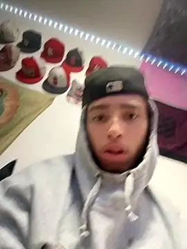 Snapshot of qbaby96 chatting on November 20, 2025, 6:51 pm qbaby96 online show from November 20, 2025, 6:51 pm