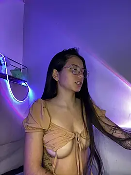 Rosita forever  online show from February 17, 2025, 6:59 pm