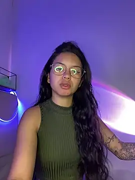 Rosita forever  online show from February 24, 2025, 1:10 pm