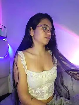 Rosita forever  online show from March 4, 2025, 9:54 pm