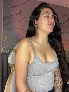 Rosita forever  online show from September 23, 2025, 1:58 pm