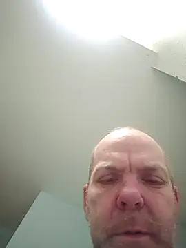 Snapshot of hoodratoui chatting on December 16, 2025, 7:13 am hoodratoui online show from December 16, 2025, 7:13 am