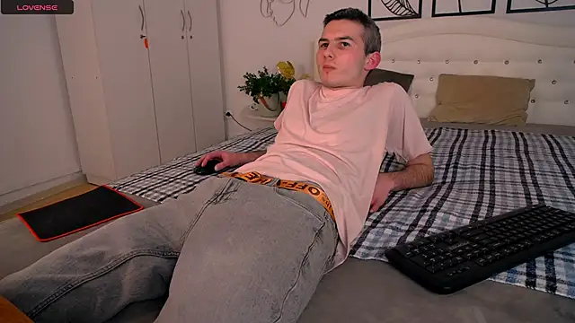 Devin Jay online show from February 4, 2025, 5:21 am