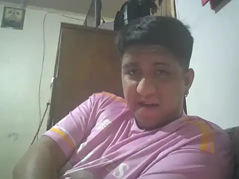 Snapshot of manolo666hot chatting on March 6, 2026, 9:11 pm manolo666hot online show from March 6, 2026, 9:11 pm