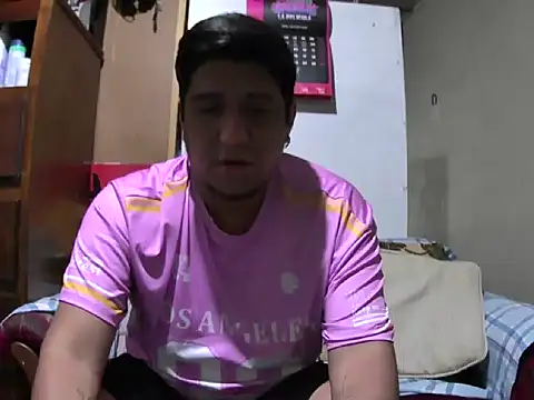 Snapshot of manolo666hot chatting on April 10, 2026, 4:44 pm manolo666hot online show from April 10, 2026, 4:44 pm