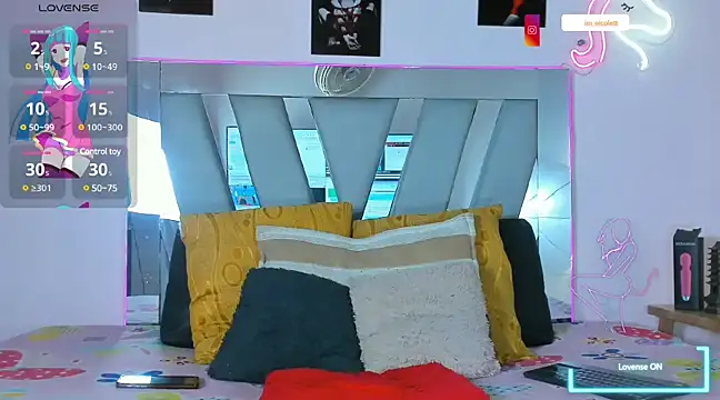 supradoll online show from March 17, 2025, 6:21 pm