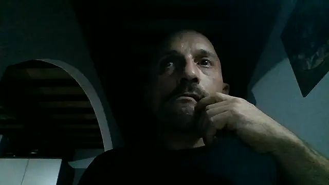 SPRUZZOLO80 online show from May 14, 2026, 5:42 pm