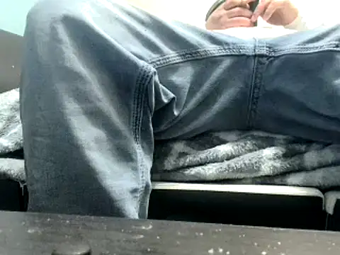 Snapshot of party51502 chatting on February 19, 2025, 3:28 am party51502 online show from February 19, 2025, 3:28 am