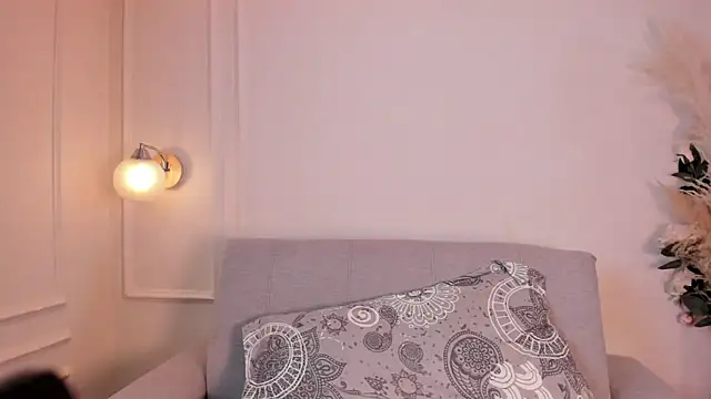 Abril jones10 online show from January 13, 2025, 4:08 pm